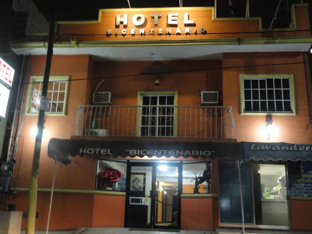Oyo Hotel Bicentenario Tampico Zewnętrze zdjęcie