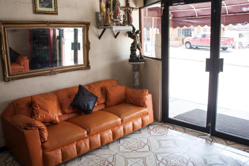 Oyo Hotel Bicentenario Tampico Zewnętrze zdjęcie